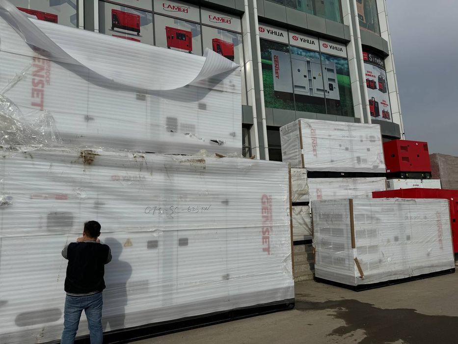 Дизельный генератор 625 квА 500квТ Yihua движок