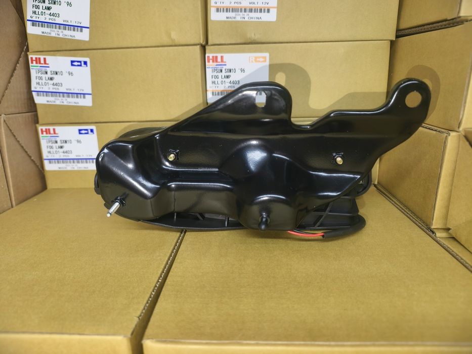 Mazda Cronus/Мазда кронус противатуманка