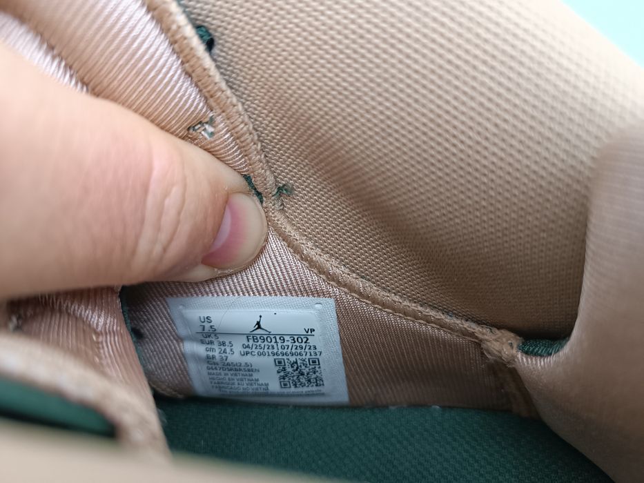 Ghete AIR Jordan fb9019 - 302 marimea 38.5