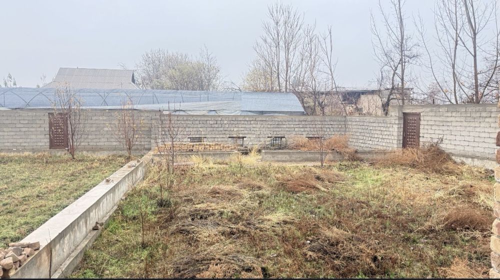 Qurilishi tugamagan Uy sotiladi