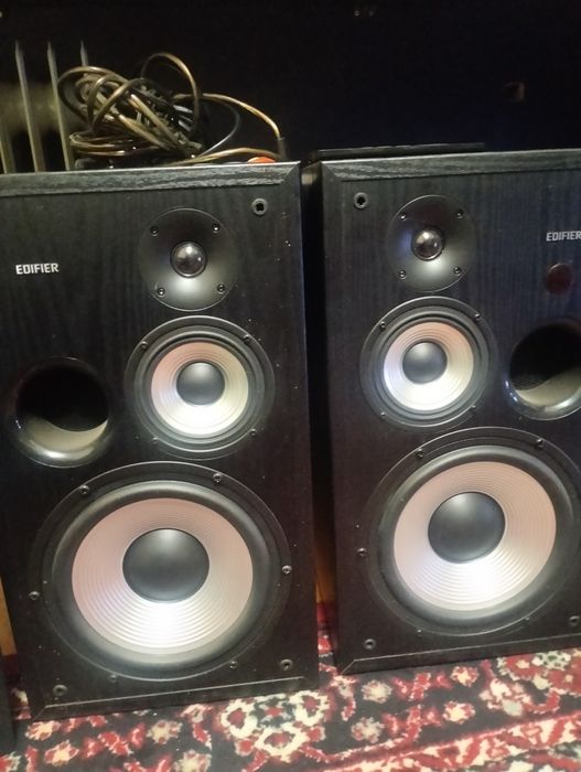 Колонки Edifier r2850db