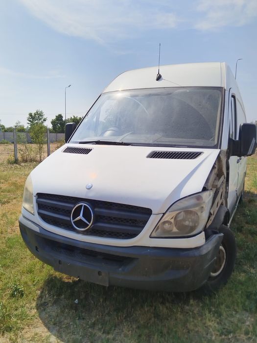 Grila fata Mercedes Sprinter w906 an 2006-2013