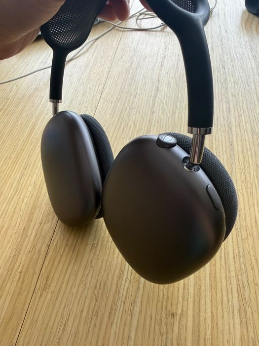 Airpods Max 1 поколение