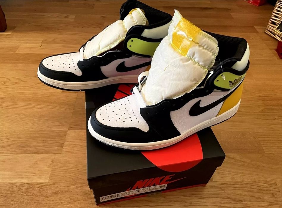 Nike Air Jordan 1 Retro High Volt 43