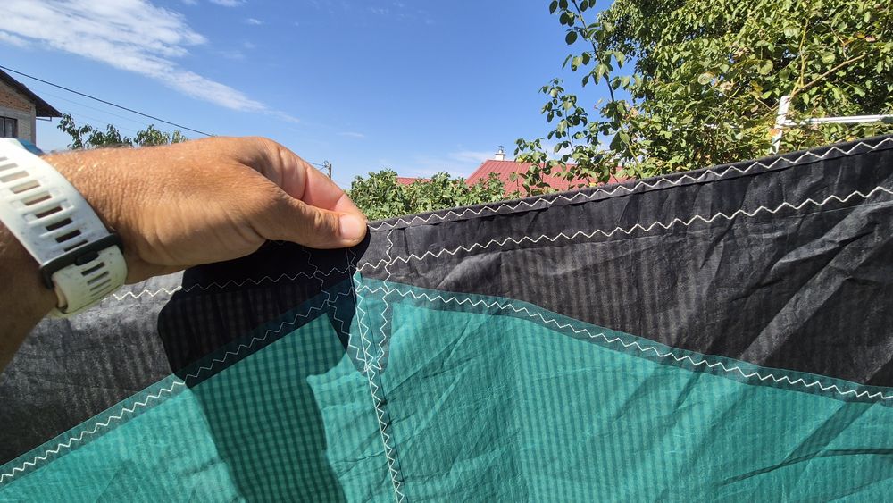 Продавам кайт сърфинг екипировка – Slingshot крила и бар