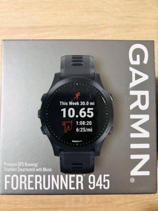 Смарт-часы Garmin Forerunner 945 черный