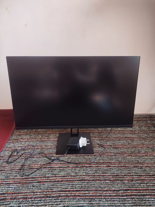 Monitor Redmi 24 дюймли IPS экран янги б/у