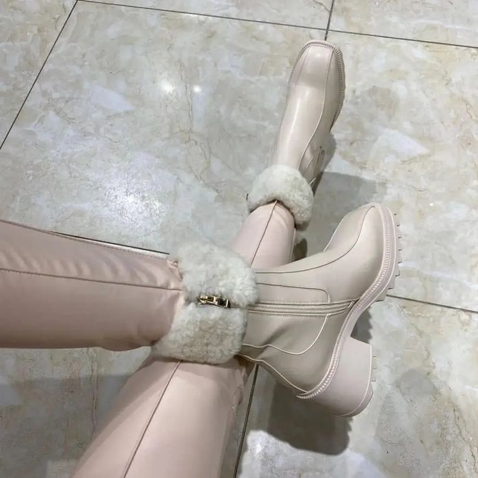 Зимние ботинки женские