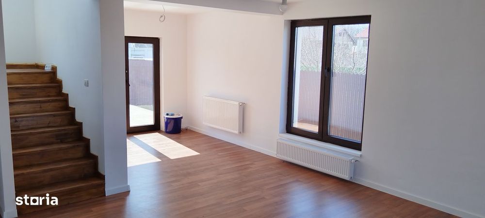 Casă nouă, 4 camere, teren 477 mp, în apropiere de pădure