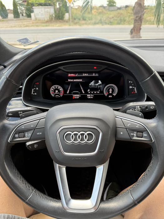 Audi Q7 2021 Quattro Premium 55 TFSI