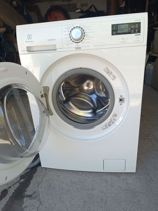 Стиральная машина Электролюкс