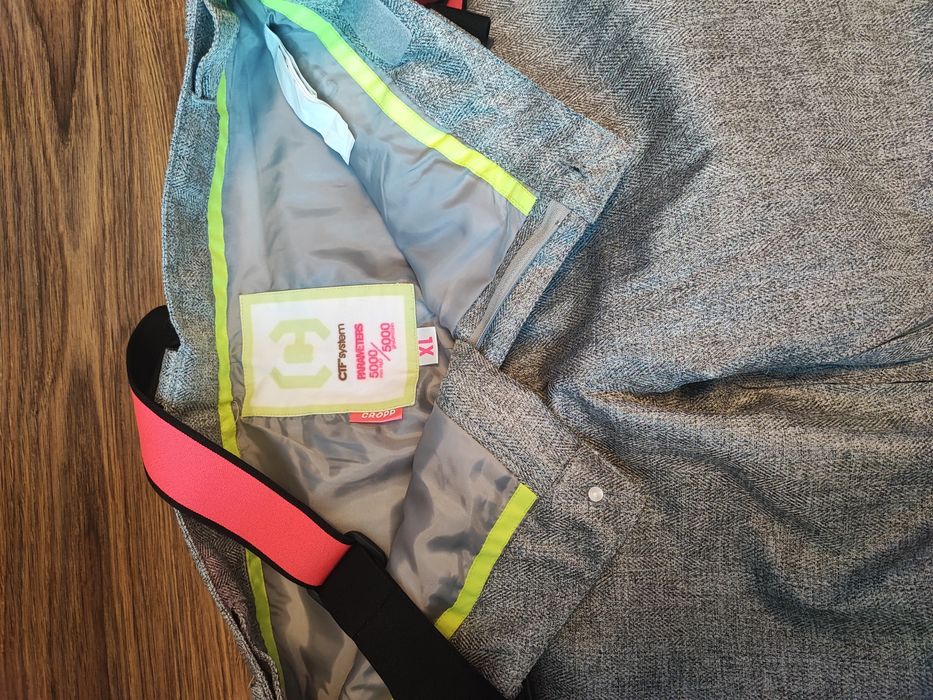Pantaloni ski Cropp măr XL