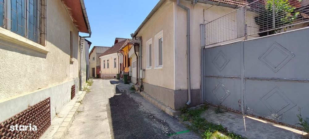 Casa mansardabila in zona Dealul Cetatii - Colina Universitatii