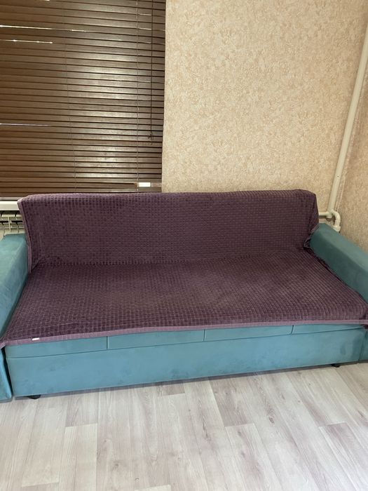 Диван в хорошем состоянии