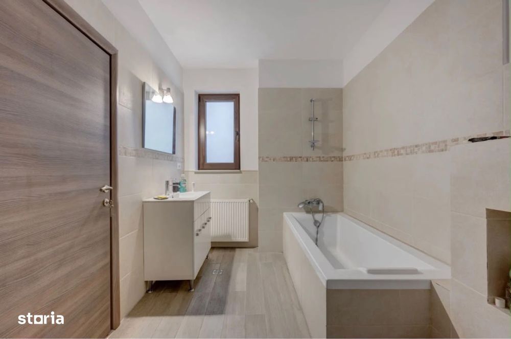 Apartament 3 Camere Zona Centrala