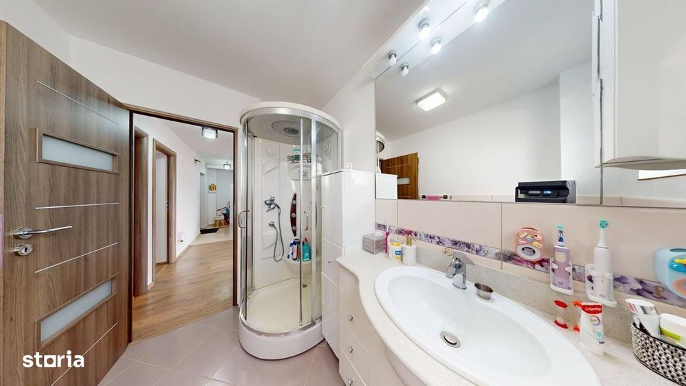 Apartament 3 camere spatios, mobilat, etaj 1 - Selimbar