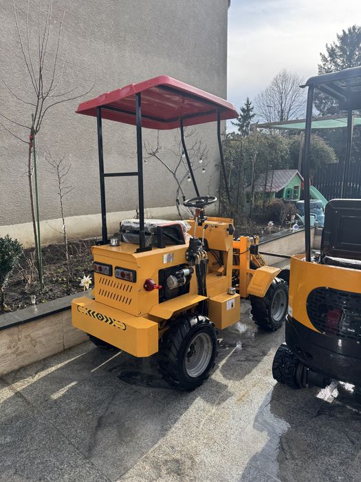 Miniexcavator si minivola noi