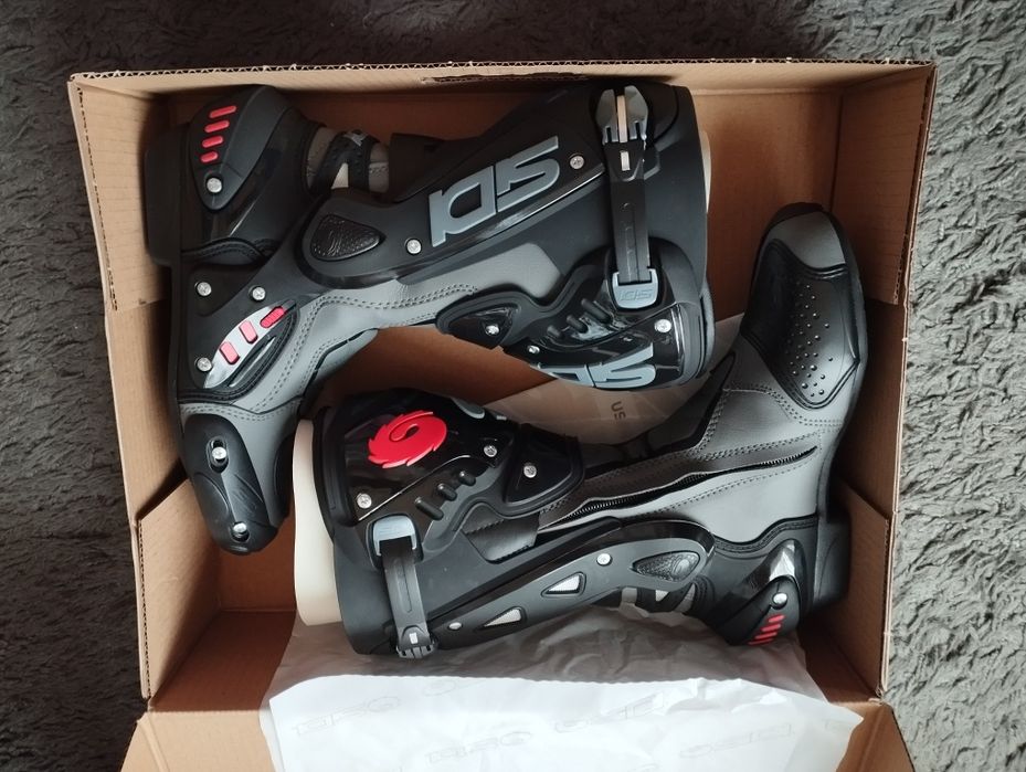 Мото ботуши Sidi 39 (отговарят на 38)