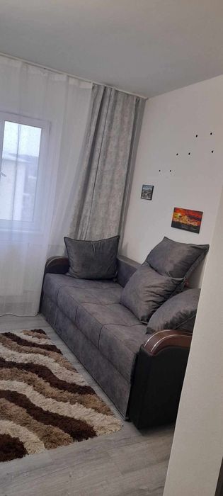 Vând garsoniera zona nord