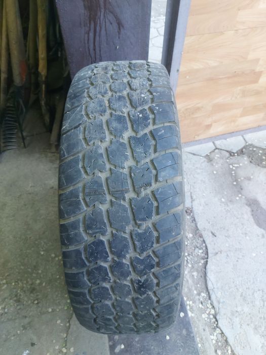 Продам 2 диска на Hilux