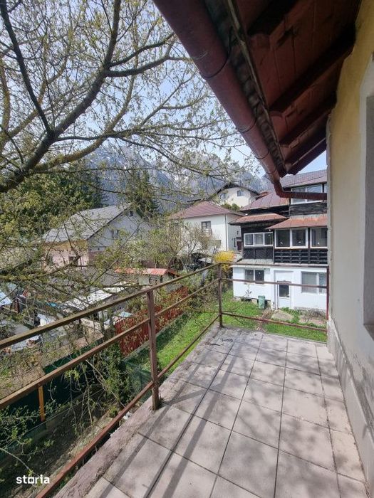 Vila spatioasa de vanzare in Busteni-Oportunitate de investitie
