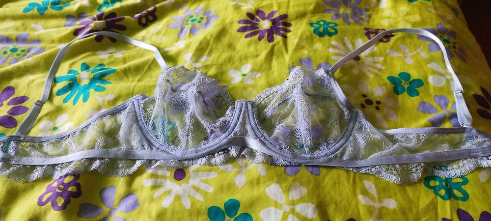 Sutien transparent din dantela, albastru de la: Hunkemoller!Mar: 75 B