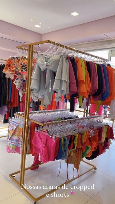 Вешалки для магазин одежды