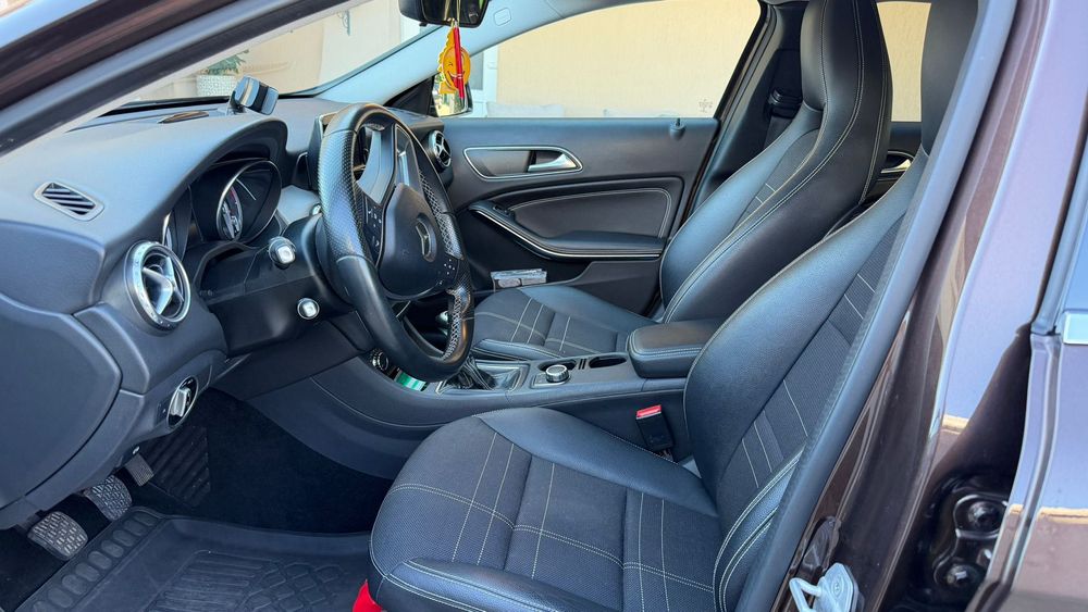 Mercedes-Benz GLA 200d