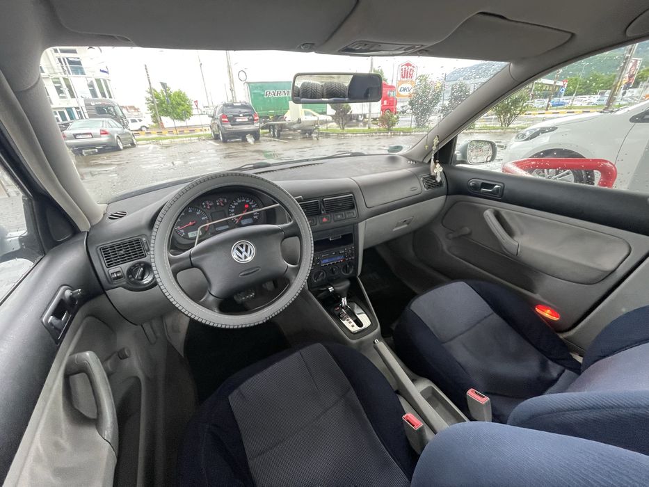 Vand VW Golf IV 1.6 automat 202.000km cu adaptari pentru persoane cu dizabilitati