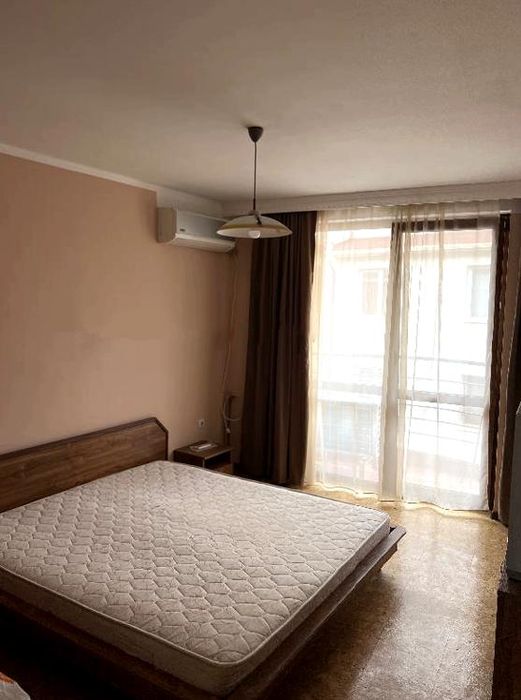 Дава се под наем Тристаен апартамент в Пловдив, Кършияка - 93 кв.м за 612 € - Снимка #4