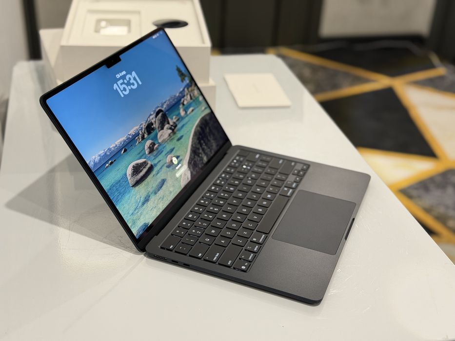 MacBook Air M4 / ОЗУ 16GB / 256GB / 100% Емкость/ Полный комплект