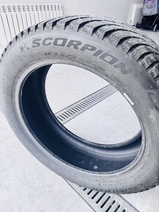 Pirelli Scorpion Ice Zero2 245/50 R20 105 T с шипами