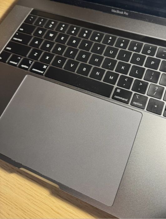 Макбук про 15" space gray