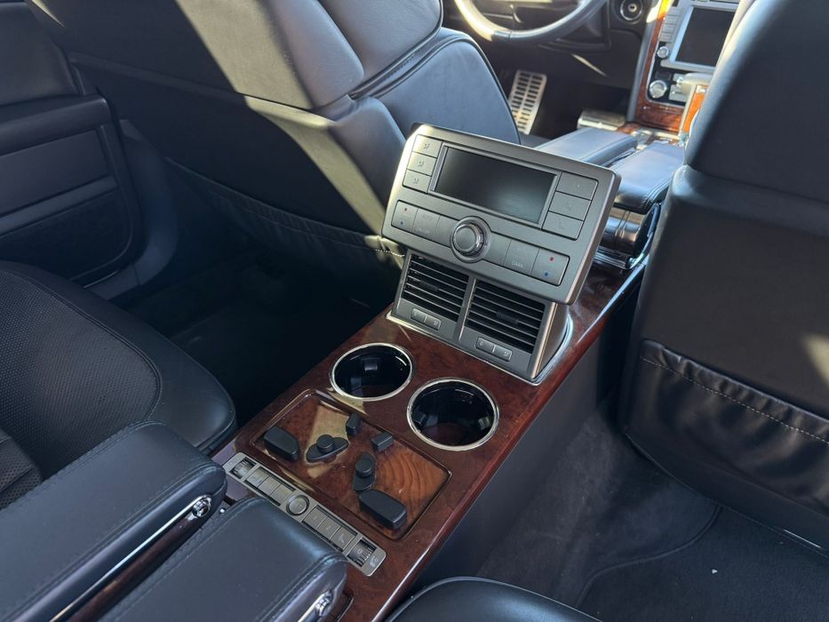 Volkswagen Phaeton 3.0 V6 TDI 4Motion – 240 CP