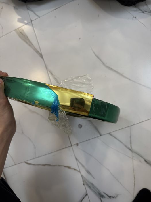 Лента самоклейка для стен