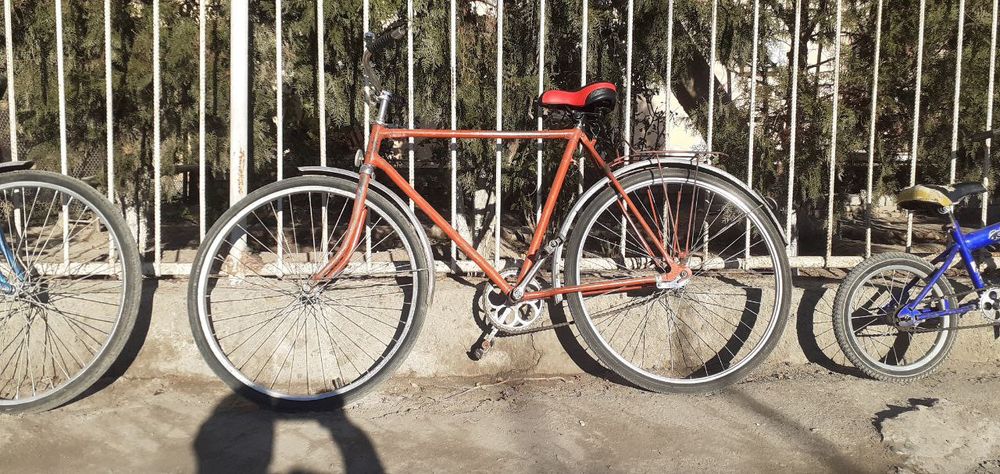 велосипед катта ва кичик Хивада