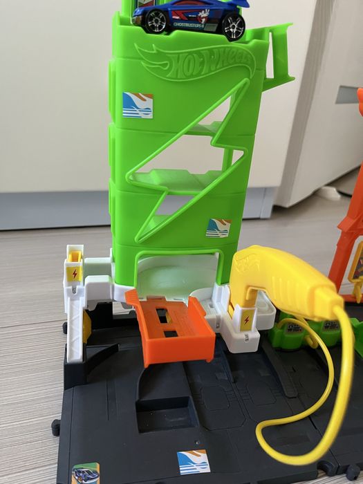 Statie de incarcare Hot Wheels