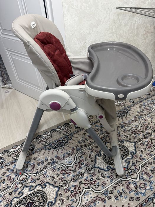 Продам детский стульчик для кормления TEKNUM