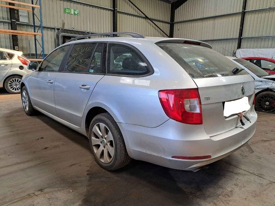 Macara geam stanga spate Skoda Superb 2 2011 COMBI 1.4 TSI CAXC