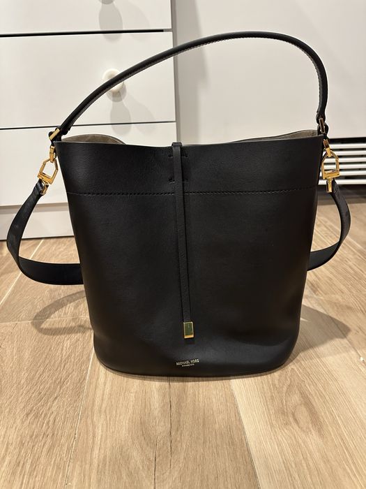 Маркови чанти Pinko, LIU JO, Michael Kors, Prada, Tommy Hilfiger