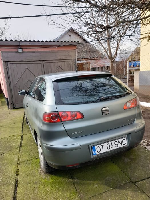 Seat ibiza 1.4 benzina an 2004