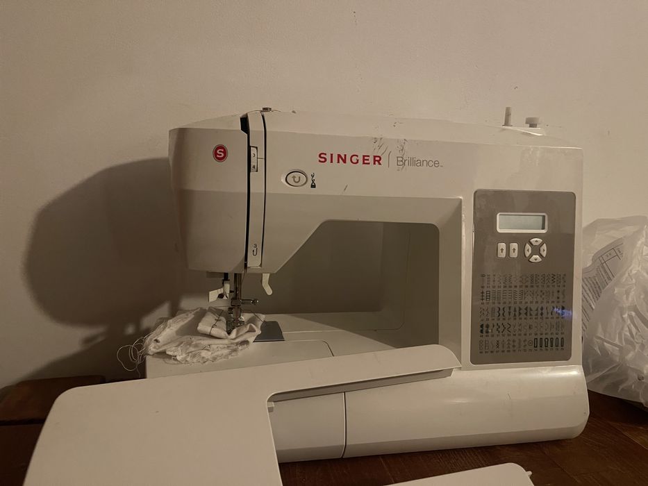 Vand masina de cusut Singer