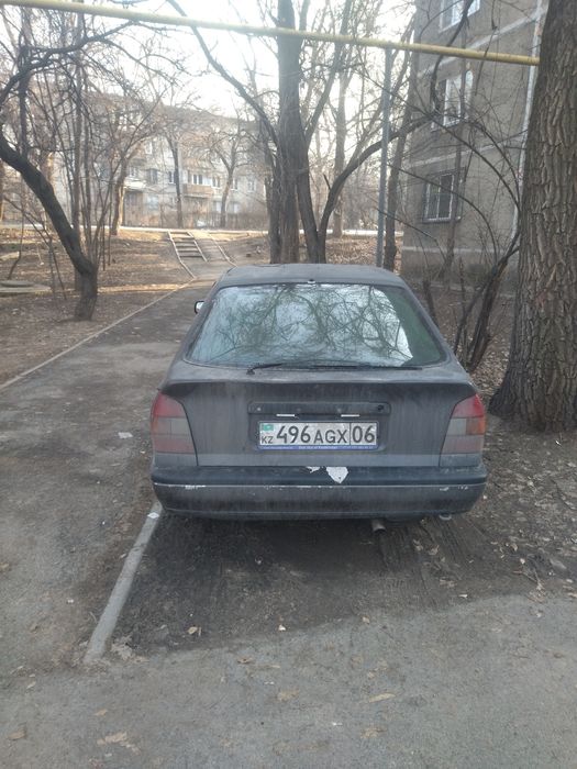 Ниссан примера машина