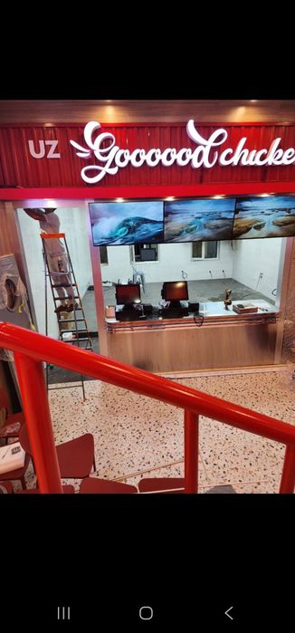 Сдаётся в аренду 242 кв госпитальный рынок  центр города миробод авеню