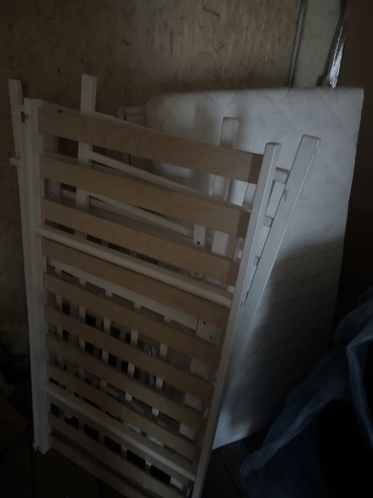 Детская кроватка, бесплатно