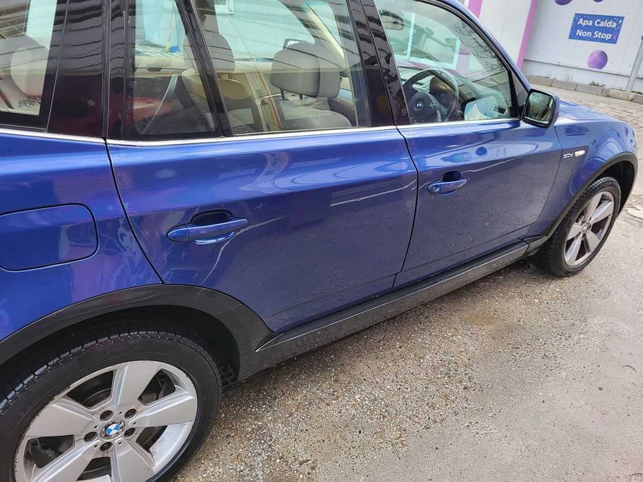 Usa,usi bmw x3 e83 diferite culori DEZMEMBREZ BMW X3 E83