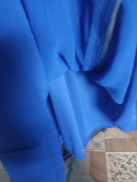 Продам платье новое