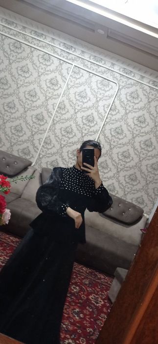 Вечернее платье  носили всего лишь 2 раза как новое