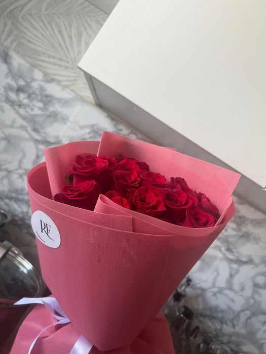 Букет роз 15 роз небольшой букетик