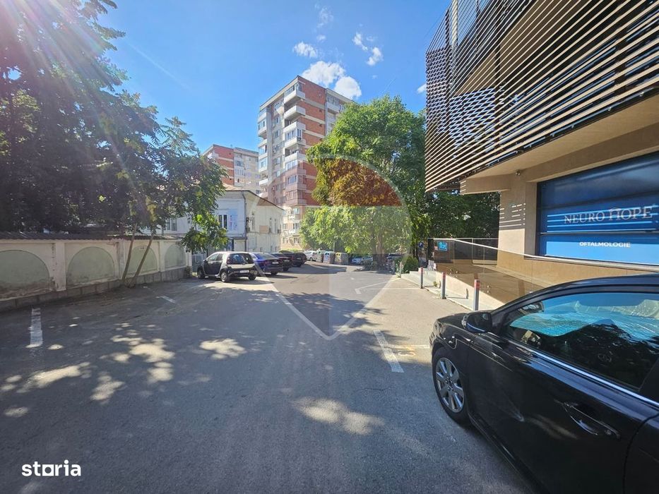 Casă / Vilă cu teren de inchiriat Km 0 langa Primarie